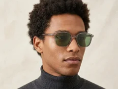 BS2503-0487_Grey_Oval_Plastic_Sunglasses-tryon_male