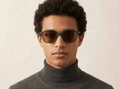 BS2503-0491_Green_Oval_Plastic_Sunglasses-tryon_male