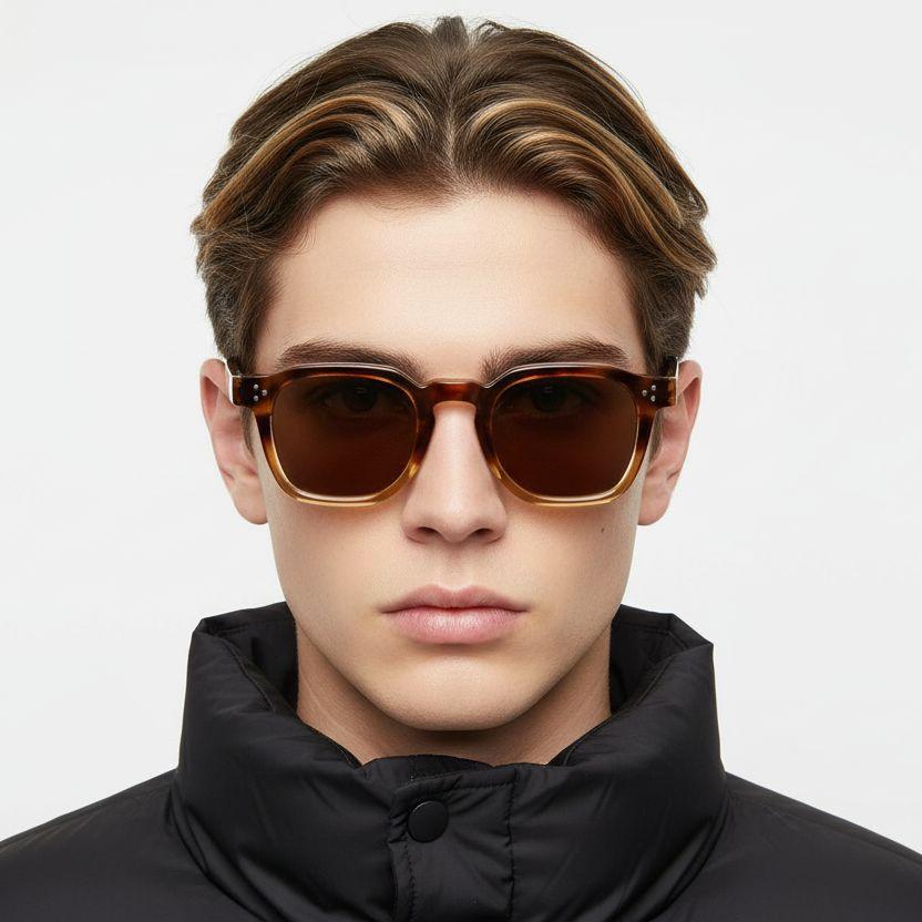 bs2503-0495_tortoiseshell_geometric_plastic_sunglasses_model