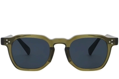 BS2503-0496_Green_Geometric_Plastic_Sunglasses_front
