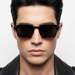 bs2503-0498_tortoiseshell_rectangular_plastic_sunglasses_model