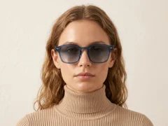 BS2503-0500_Blue_Rectangular_Plastic_Sunglasses-tryon_female