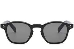 BS2503-0503_Black_Oval_Plastic_Sunglasses_front
