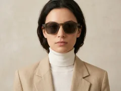 BS2513-0005_Brown_Rectangular_Plastic_Sunglasses-tryon_female