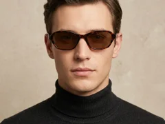 BS2513-0009_Tortoiseshell_Butterfly_Plastic_Sunglasses-tryon_male