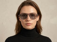 BS2513-0012_Grey_Aviator_Plastic_Sunglasses-tryon_female