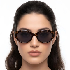 BS2607-0007_Tortoiseshell_Butterfly_Acetate_Sunglasses_model