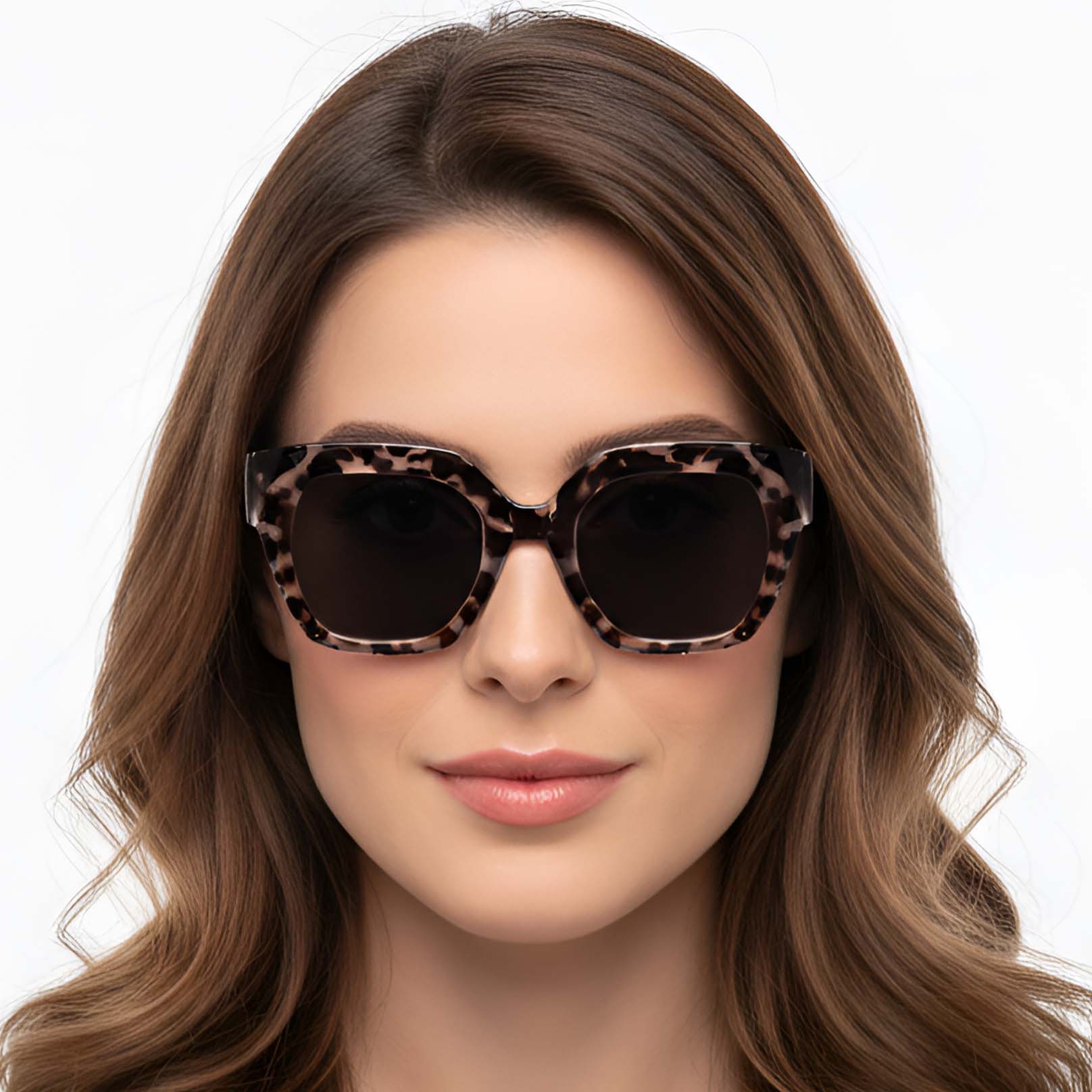 BS2607-0011_Tortoiseshell_Butterfly_Acetate_Sunglasses_model