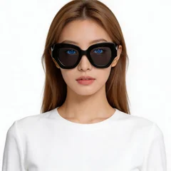 bs2607-0048_black_butterfly_acetate_sunglasses_model