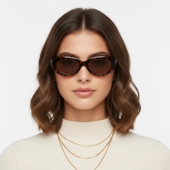 BS2607-0070_Tortoiseshell_Butterfly_Acetate_Sunglasses_model