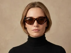 BS2607-0075_Tortoiseshell_Butterfly_Acetate_Sunglasses-tryon_female