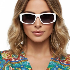 bs2607-0359_white_aviator_acetate_sunglasses_model