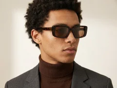 BS2607-0363_Tortoiseshell_Butterfly_Acetate_sunglasses_corner-tryon_male