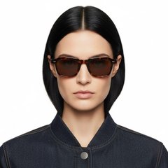 bs2607-0364_tortoiseshell_rectangular_acetate_sunglasses_model