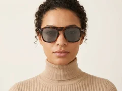 BS2607-0371_Tortoiseshell_Aviator_Acetate_sunglasses_corner-tryon_female