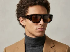 BS2607-0378_Tortoiseshell_Aviator_Acetate_sunglasses-tryon_male