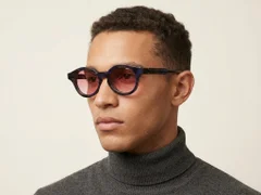 BS2607-0385_Pattern_Oval_Acetate_sunglasses_corner-tryon_male