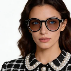 bs2607-0387_black_oval_acetate_sunglasses_model