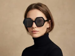 BS2607-0398_Black_Geometric_Acetate_sunglasses-tryon_female