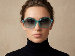 BS2607-0400_Blue_Geometric_Acetate_sunglasses-tryon_female