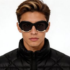 bs2607-0406_black_oval_acetate_sunglasses_model