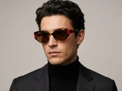 BS2607-0412_Tortoiseshell_Butterfly_Acetate_sunglasses-tryon_male