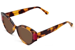 BS2607-0412_Tortoiseshell_Butterfly_Acetate_sunglasses_corner