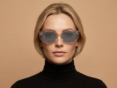 BS2607-0413_Pink_Butterfly_Acetate_sunglasses-tryon_female