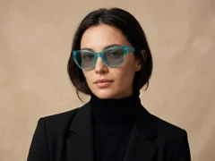 BS2607-0415_Blue_Butterfly_Acetate_sunglasses-tryon_female