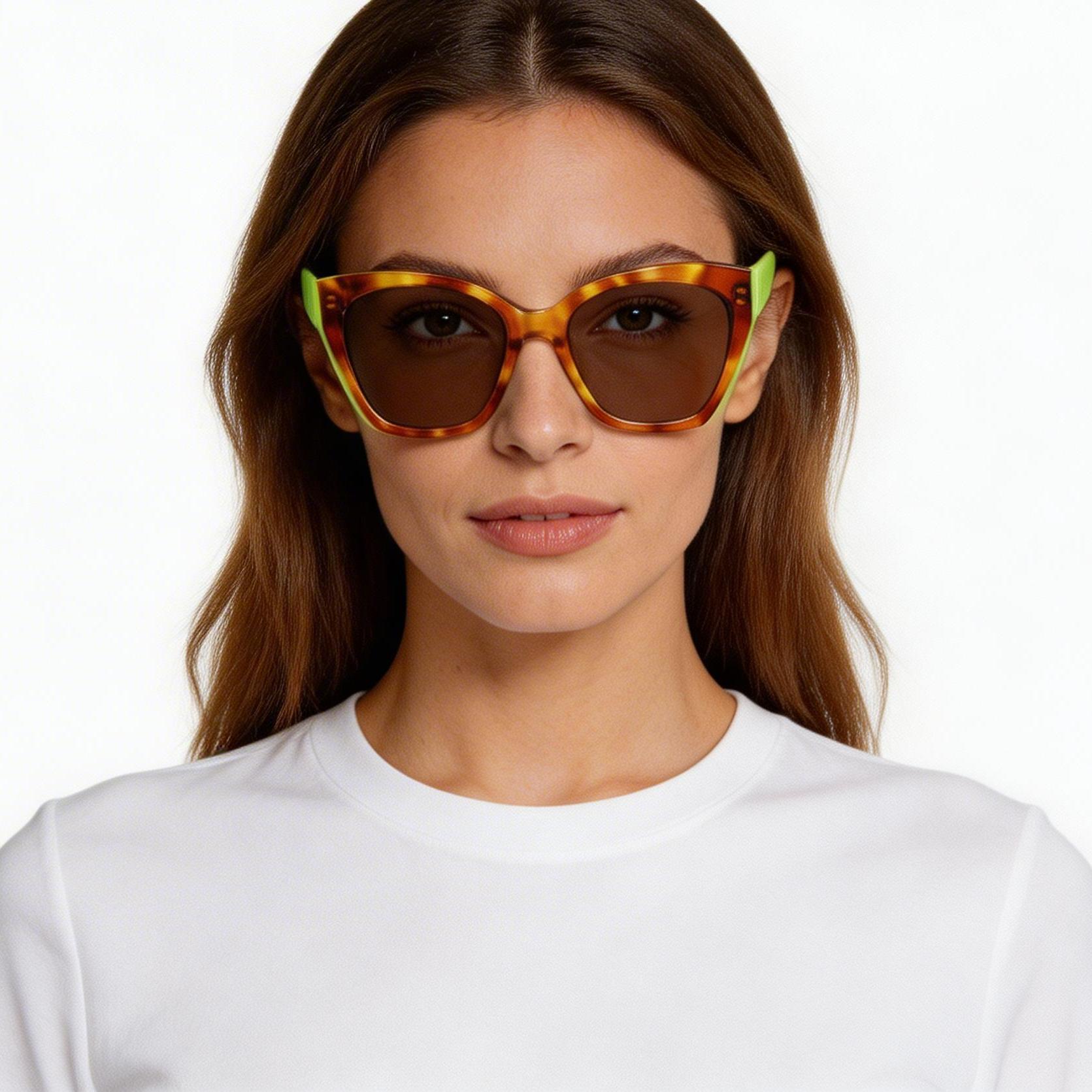bs2607-0416_tortoiseshell_butterfly_acetate_sunglasses_model