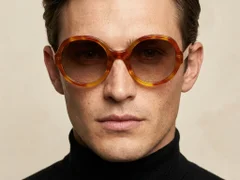 BS2607-0430_Tortoiseshell_Oval_Acetate_sunglasses-tryon_male
