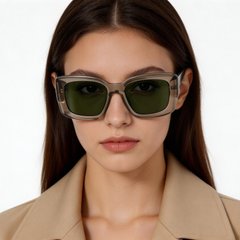 bs2607-0441_grey_rectangular_acetate_sunglasses_model