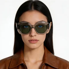 bs2607-0442_grey_geometric_acetate_sunglasses_model