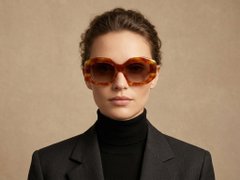 BS2607-0443_Tortoiseshell_Geometric_Acetate_sunglasses-tryon_female