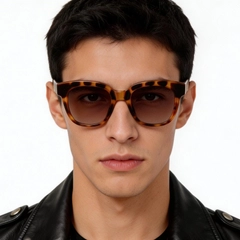 bs2607-0460_tortoiseshell_rectangular_acetate_sunglasses_model