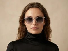 BS2607-0465_Transparent_Oval_Acetate_sunglasses-tryon_female