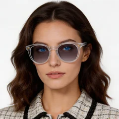bs2607-0465_transparent_oval_acetate_sunglasses_model