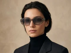 BS2607-0470_Grey_Rectangular_Acetate_sunglasses-tryon_female