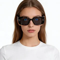bs2607-0478_black_rectangular_acetate_sunglasses_model