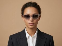 BS2607-0523_Transparent_Butterfly_Acetate_sunglasses_corner-tryon_female