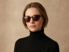 BS2607-0528_Tortoiseshell_Oval_Acetate_sunglasses_corner-tryon_female