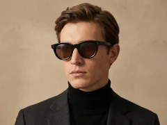 BS2607-0583_Black_Round_Acetate_sunglasses-tryon_male