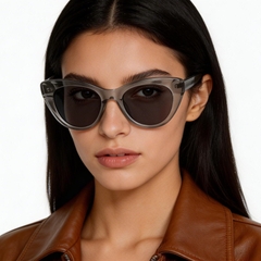 bs2607-0588_grey_butterfly_acetate_sunglasses_model