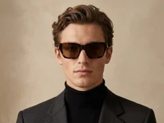 BS2607-0597_Tortoiseshell_Butterfly_Acetate_sunglasses-tryon_male