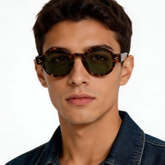 bs2607-0605_tortoiseshell_round_acetate_sunglasses_model