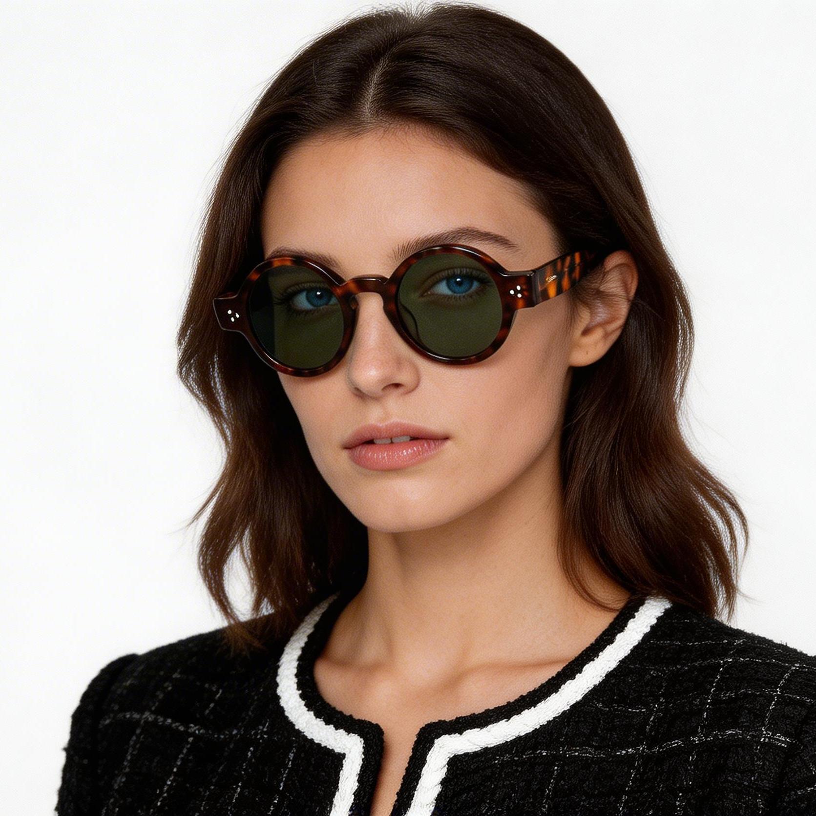 bs2607-0605_tortoiseshell_round_acetate_sunglasses_model