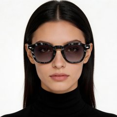 bs2607-0607_black_rectangular_acetate_sunglasses_model