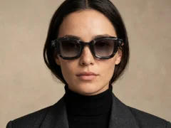 BS2607-0612_Black_Rectangular_Acetate_sunglasses-tryon_female
