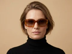 BS2607-0618_Tortoiseshell_Rectangular_Acetate_sunglasses-tryon_female