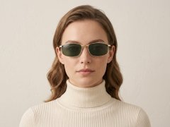 BS2607-0628_Golden_Oval_Metal_Polarized Sunglasses-tryon_female